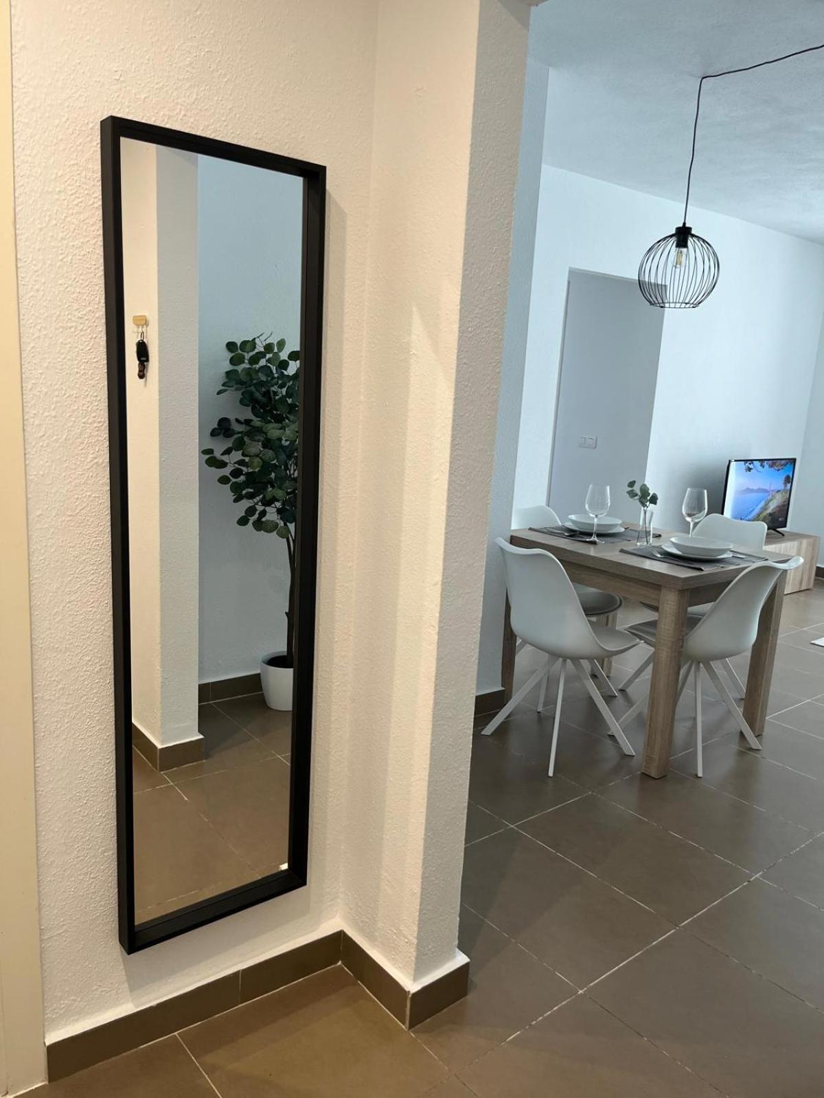 Malaga Prime Location - Stylish Apartment With Free Wifi, Free Parking, Steps From The Historic Center Экстерьер фото